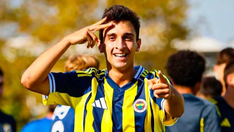Fenerbahçe'den 3. Lig'e gidiyorlar. Karşıyaka bitirmeye yakın