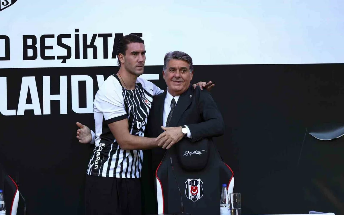 Vlahovic Beşiktaş'ta